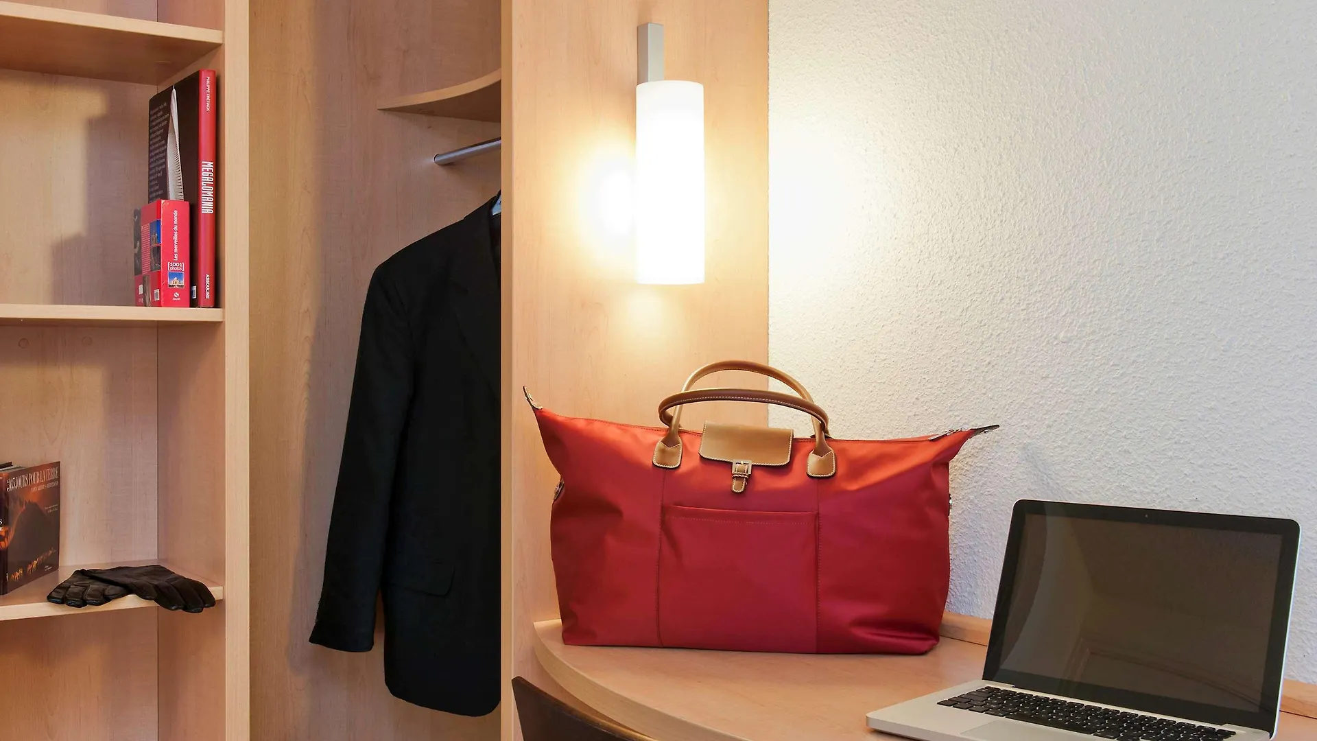 Ibis Lille Centre Gares Hotel